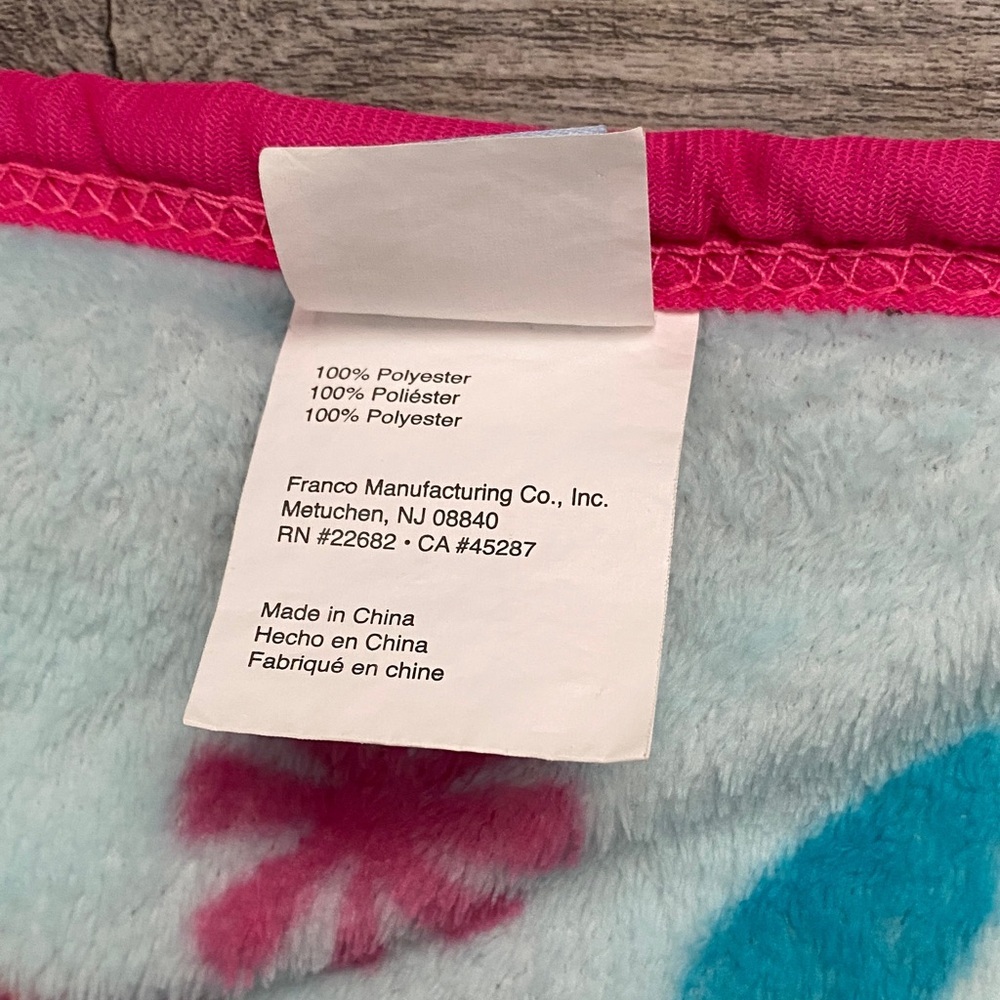 Disney Frozen Throw Blanket with Blue and Pink Accents - Picture 5 of 13